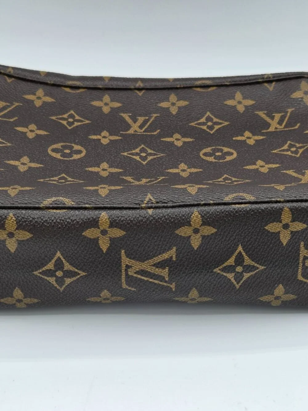 Louis Vuitton Monogram Trousse Toilette 23 Cosmetic Pouch Authentic